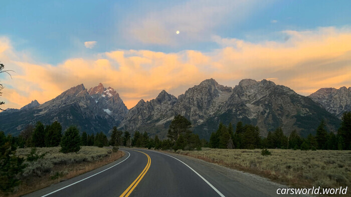 Supercars Confiscated for Allegedly Drag Racing Near Grizzly Bears | Carscoops